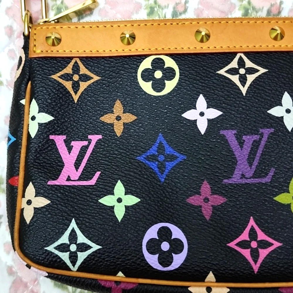 💎 Louis Vuitton Black Takashi Murakami Multicolor Monogram Pochette Bag - Picture 4 of 17